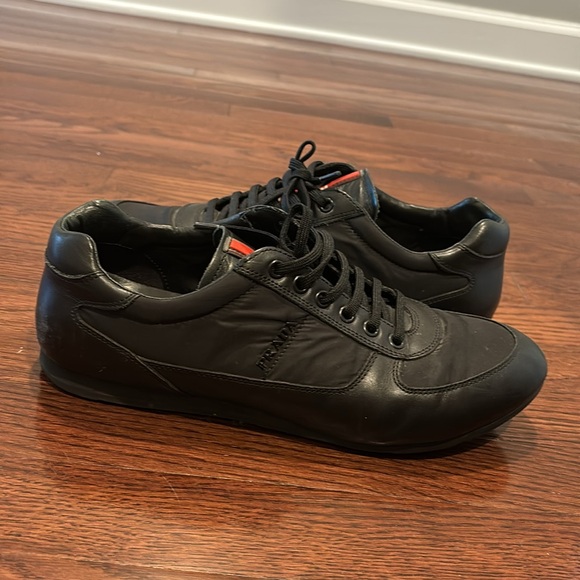 Prada sneakers size 8.5 barely worn 4E 2777 - Picture 2 of 7